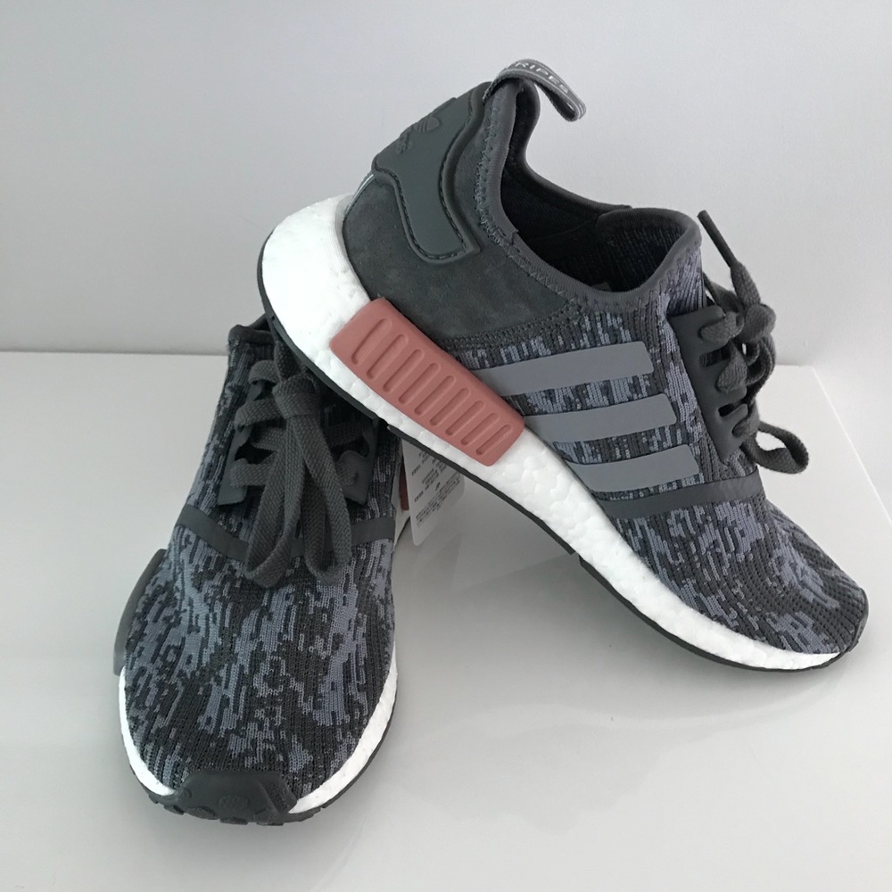 Adidas NMD R1 sneakers brand new 7.5